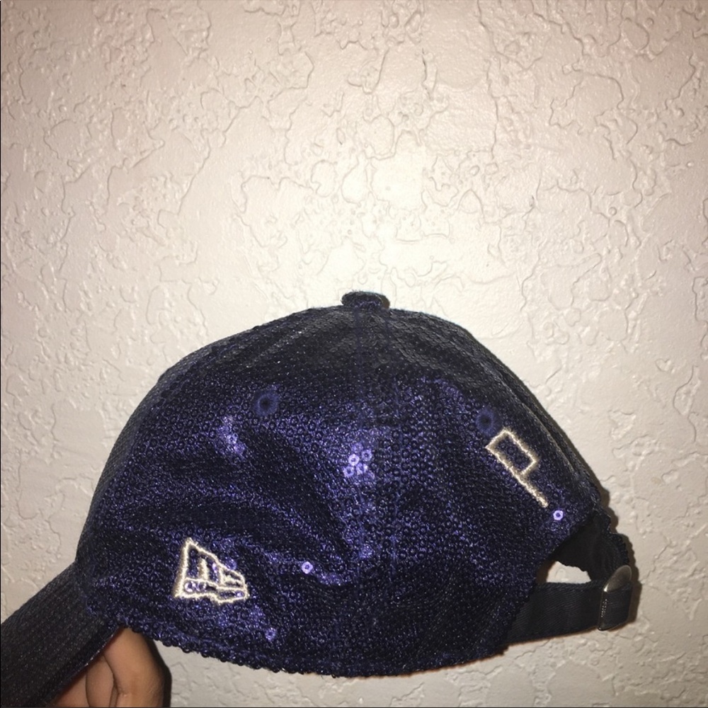 Victoria’s Secret Pink Dallas Cowboys Sequins Hat - Picture 3 of 4